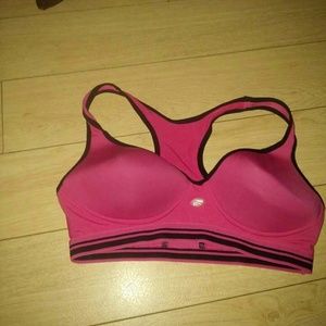 Danskin sports bra