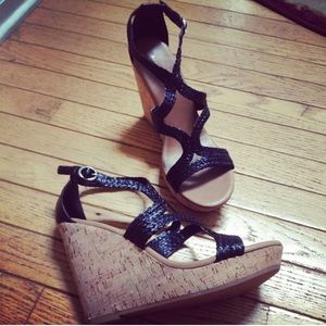 banana republic wedges!