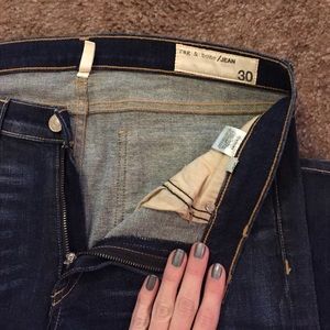 Rag & Bone Skinny Size 30...barely worn.