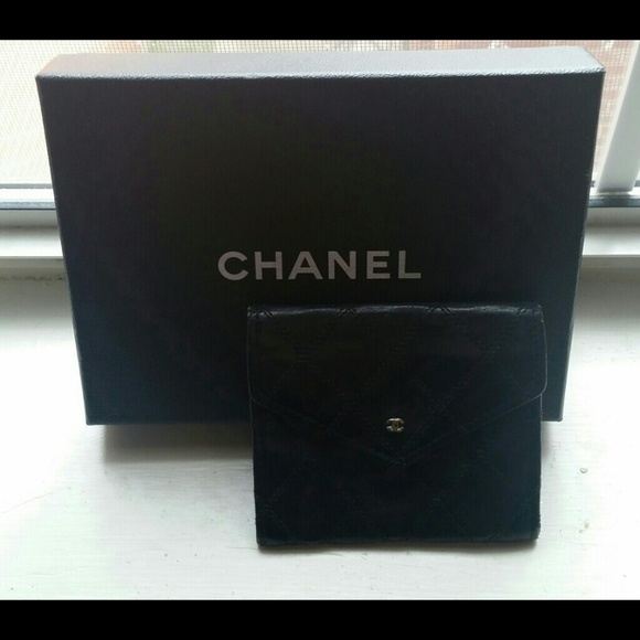 Authentic Chanel coin purse