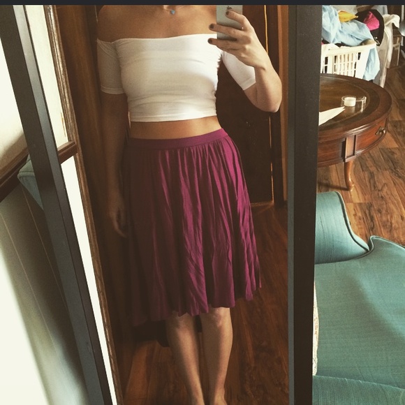 High-low skirt ✨✨on hold ✨✨