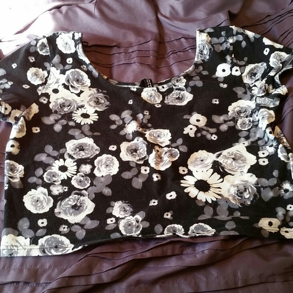 Floral patterned crop top from h&m