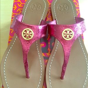 Brand NEW! NEVER WORN Tory Burch "Cameron" sandal