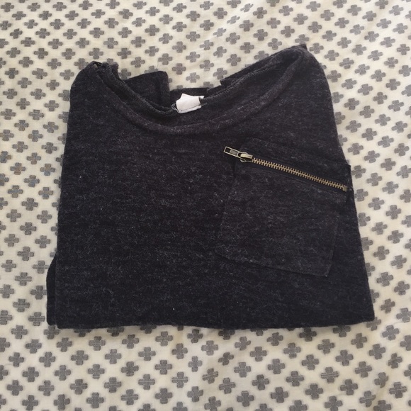Grey zipper pocket sweater