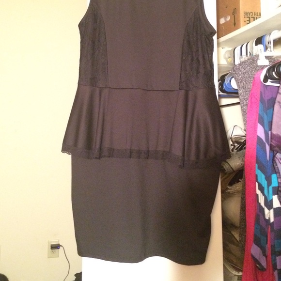 Plus size Black Peplum dress