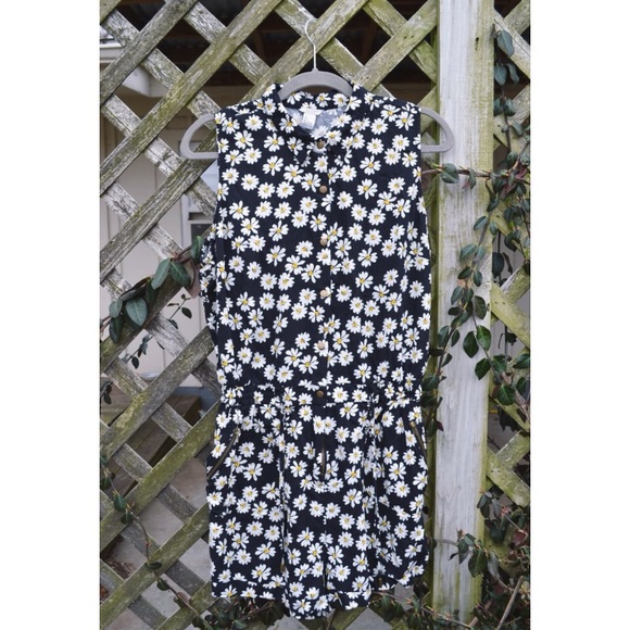 Black and White Daisy Romper