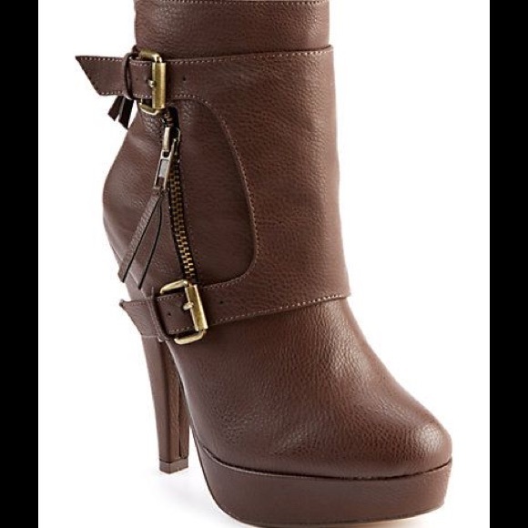 Charles David leather ankle boots 24hr sale⚡️⚡️