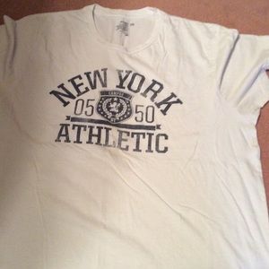 Old Navy Tshirt