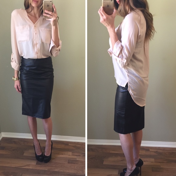 SOLD Sand | Nude Longsleeve Blouse - Picture 3 of 3