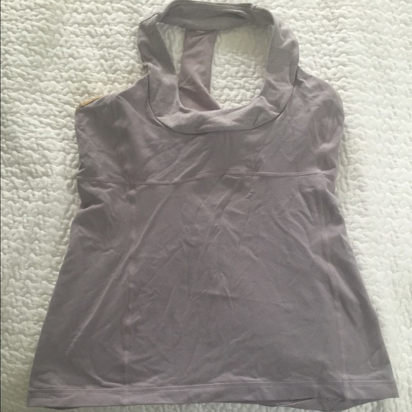 Lululemon size 10, 'scoop me up' tank.