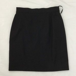 LOUIS FERAUD wool pencil skirt.