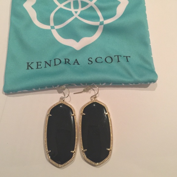 Kendra Scott Accessories - Kendra Scott Danielle earrings