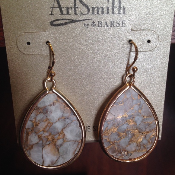 Barse earrings