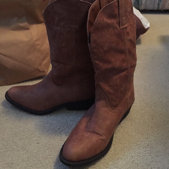 🚨Must Go🚨 Cognac Cowboy Boots
