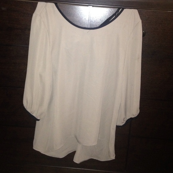 Cute bow shirt