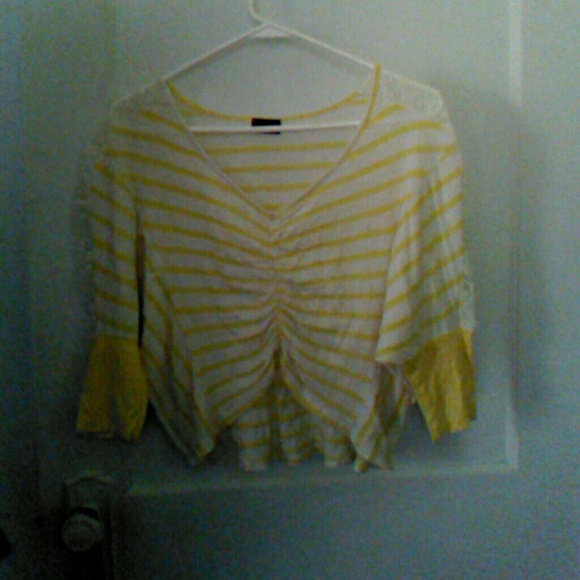 Yellow&White stripped shirt.