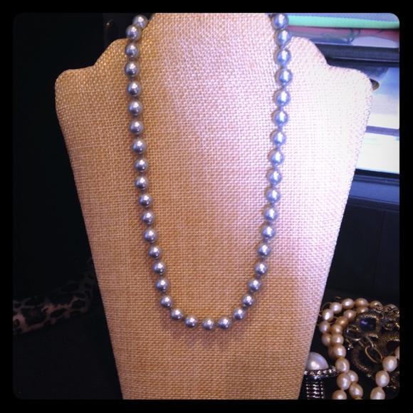 Gray pearl necklace