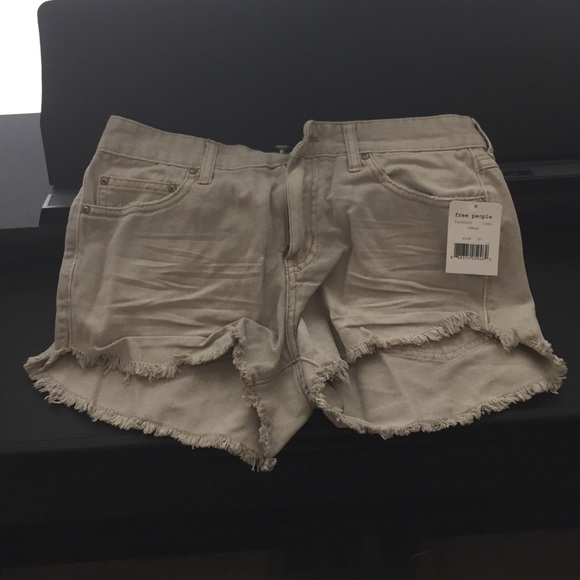 Free People short
