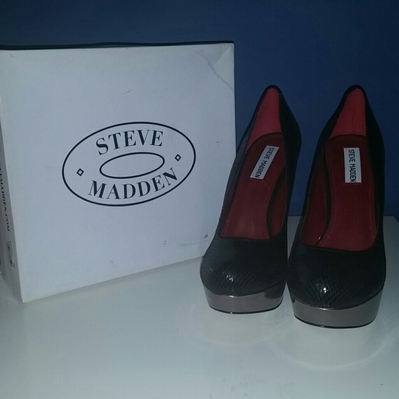 STEVE MADDEN snake print PUMP shoes
