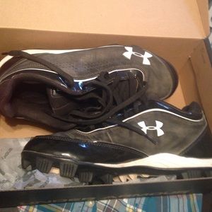 Under armor cleats