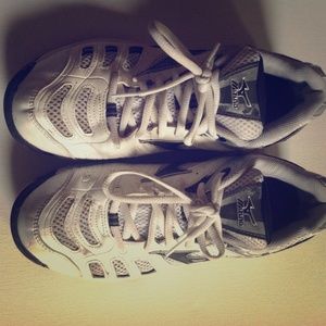 Mizuno Volleyball Shoes