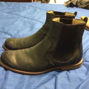 Ugg chelsea boots