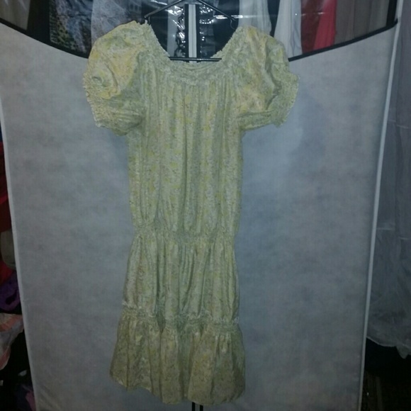 Dress - Picture 2 of 2