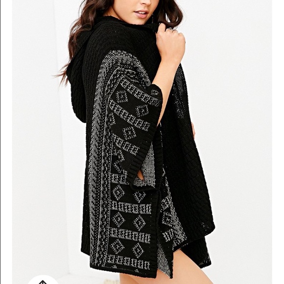 Urban Outfitters Hooded Kimono - Picture 3 of 3