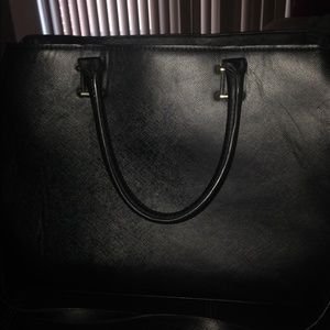 H&M Messenger bag with strap