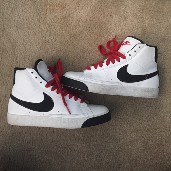 Blazer Mid