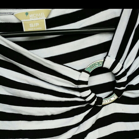 Michael Kors Tops - MICHAEL KORS Black n White long sleeved Shirt Michael Kors Tops - MICHAEL KORS Black n White long sleeved Shirt