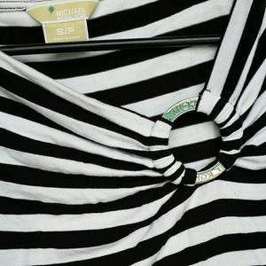 Michael Kors Tops - MICHAEL KORS Black n White long sleeved Shirt Michael Kors Tops - MICHAEL KORS Black n White long sleeved Shirt
