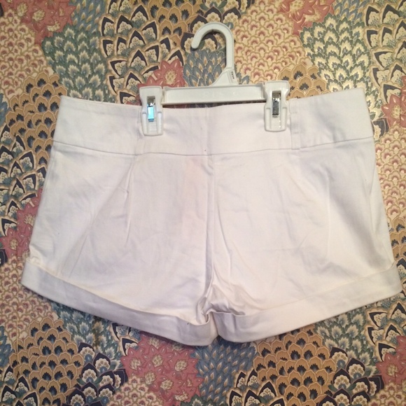 NWT-White Short - Picture 2 of 2