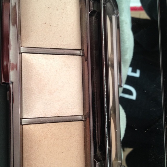 SOLD ON ANOTHER SITE Hourglass ambient palette