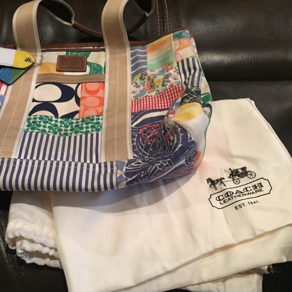 Authentic Coach Handbag - Picture 4 of 4