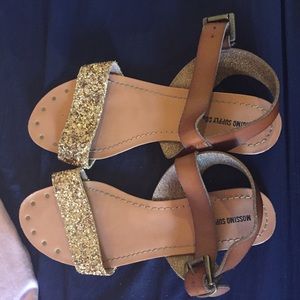 Mossimo Target Gold glitter leather sandals size 8