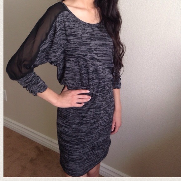 Comfy Dress - Picture 1 of 4