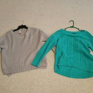 BUNDLE 2 sweaters