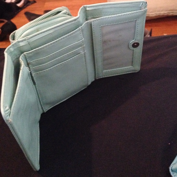 Wallet - Picture 3 of 4