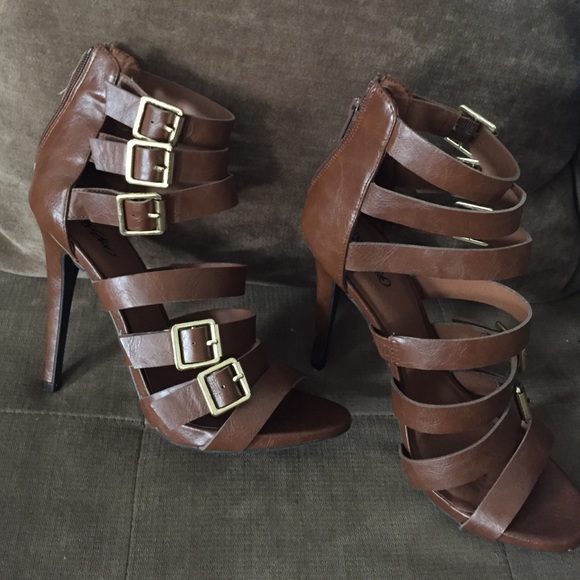 Brown, Buckles and 5" Heel