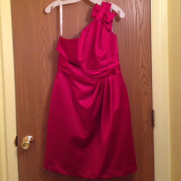 Red, sassy dress!