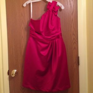 Red, sassy dress!