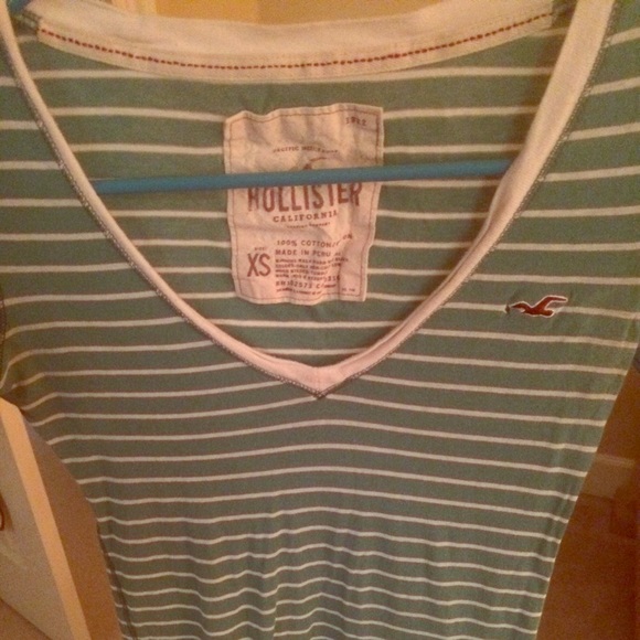 Hollister three quarter sleeve shirt