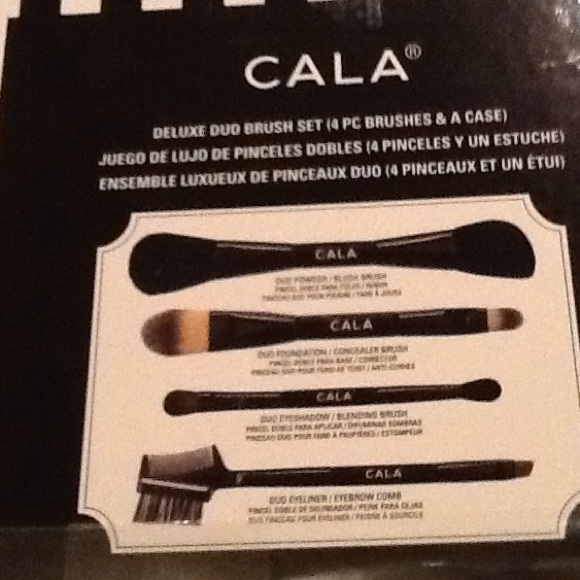New Cala 4pc Deluxe Travel Brush Set with Case - Picture 2 of 4
