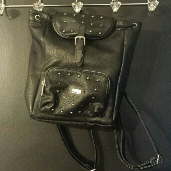 VICTORIA SECRET BLACK PLEATHER BACKPACK