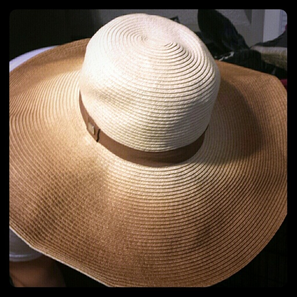 CALVIN KLEIN SUN HAT