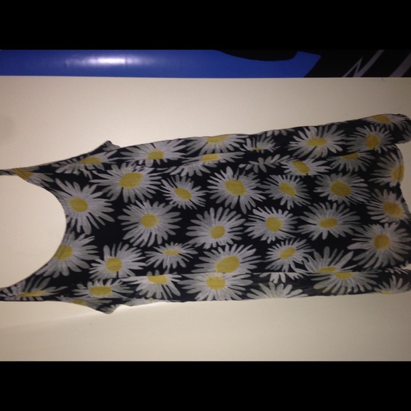 Brandy Melville daisy print dress