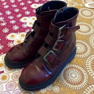 maroon buddled boots