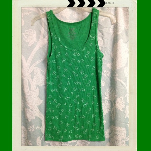 🎁ADD ON🎁Green St Patrick's Day/Notre Dame Tank