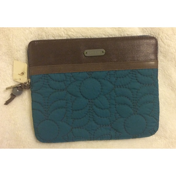 Fossil Key-Per iPad/tablet Case NWT